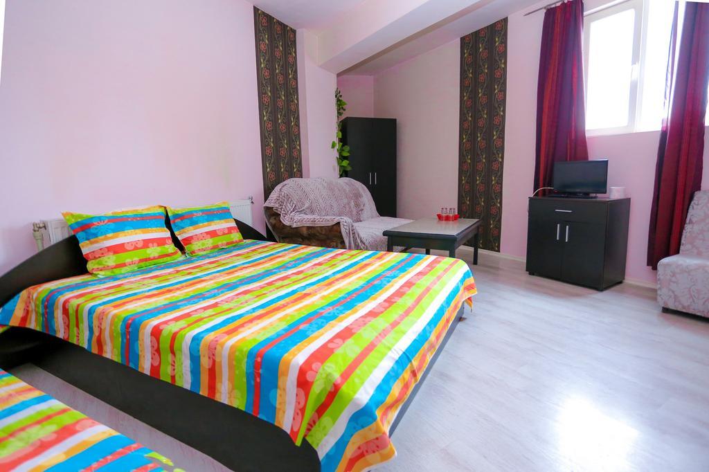 Hostel Shatrata Bogomilovo Extérieur photo